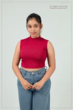 Ribbed High-Neck Top- Maroon