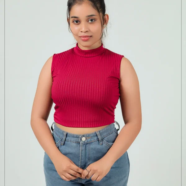 Ribbed High-Neck Top- Maroon