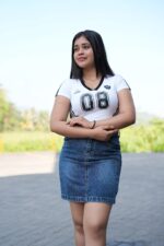 Mid washed denim mini skirt - Image 4
